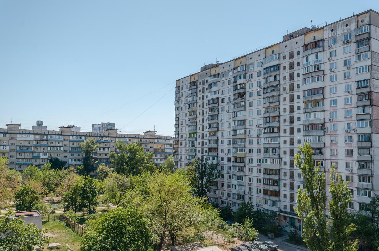 Artal Apartment On Obolonskyi Avenue 16A Kiev Eksteriør bilde
