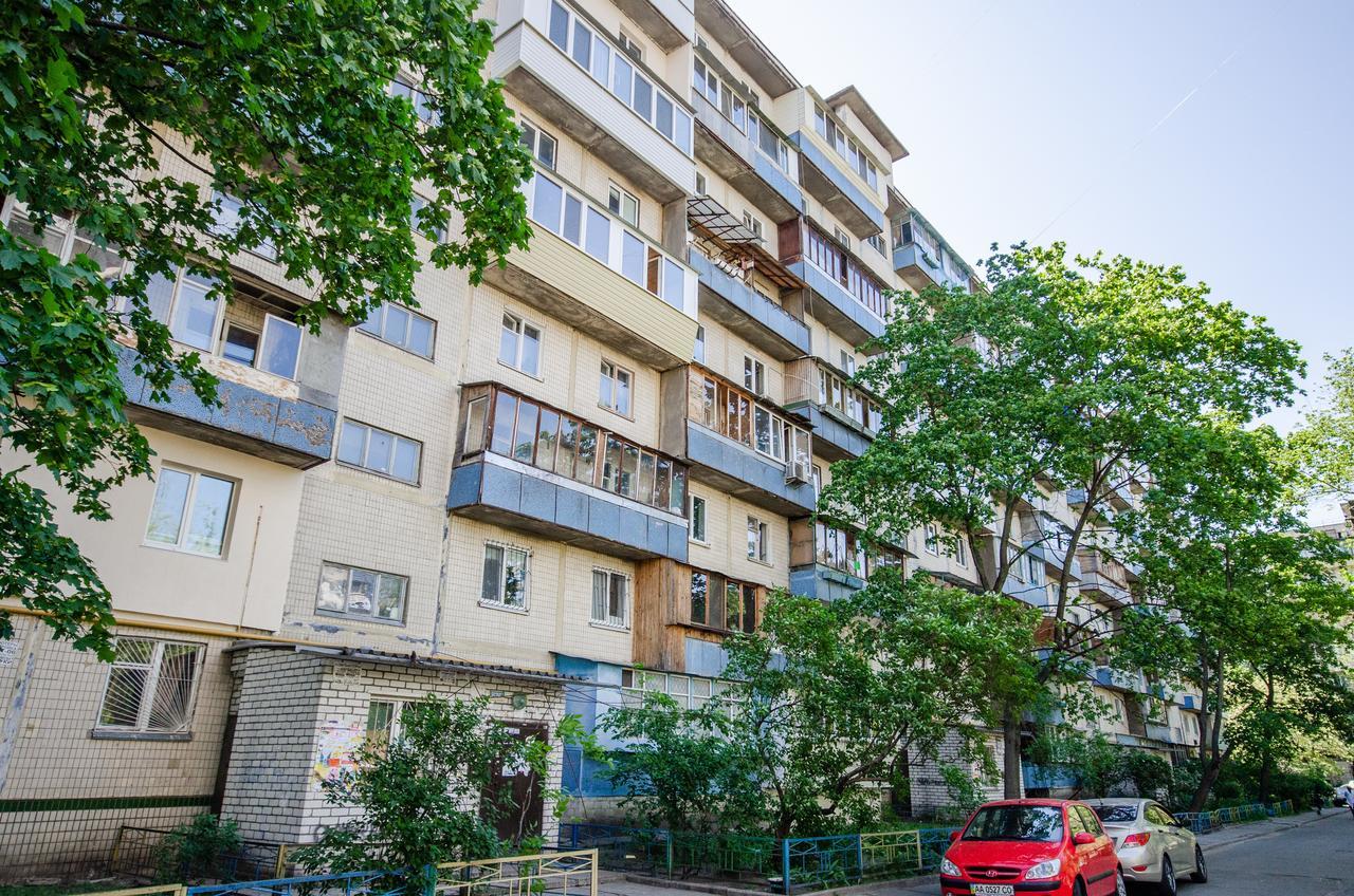 Artal Apartment On Obolonskyi Avenue 16A Kiev Eksteriør bilde